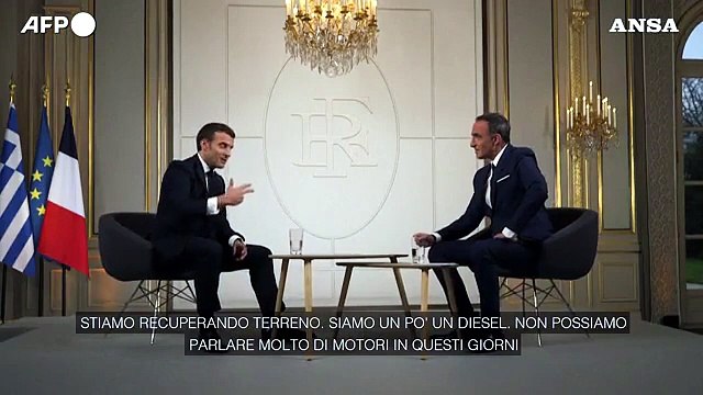 Vaccini, Macron: L'Europa e' un diesel, si avvia lentamente ma va lontano