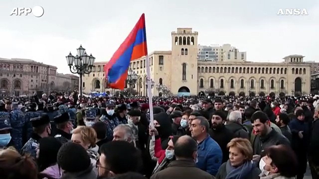 Armenia, primo ministro accusa l'esercito di aver tentato un colpo di Stato