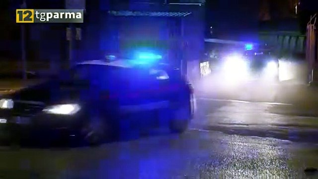 FOLLE FUGA SULL'AUTO RUBATA: MINORENNE ARRESTATO | FOLLE FUGA SULL'AUTO RUBATA: MINORENNE ARRESTATO