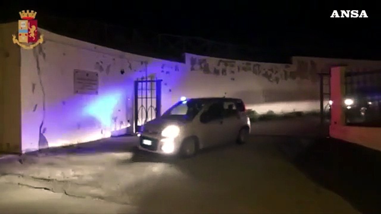 17 arresti in un blitz antidroga sul lungomare di Gioia Tauro