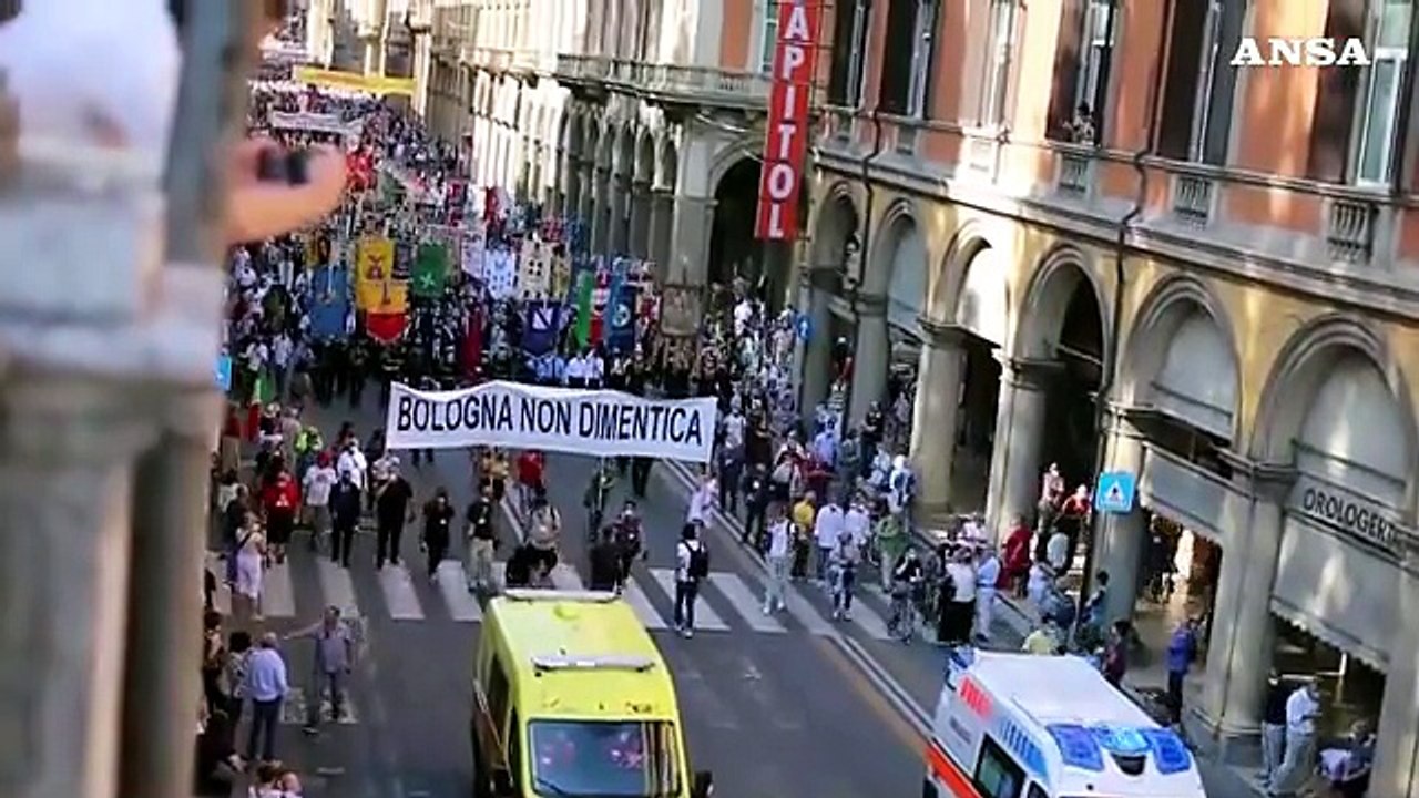 Mattarella: "verita' su Bologna"