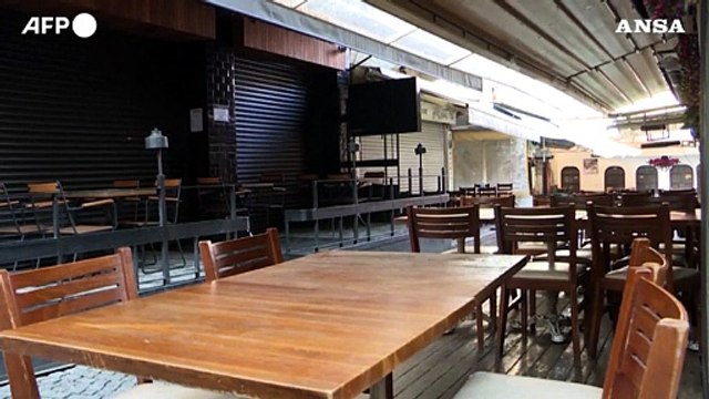 Istanbul deserta a causa delle nuove restrizioni anti Covid
