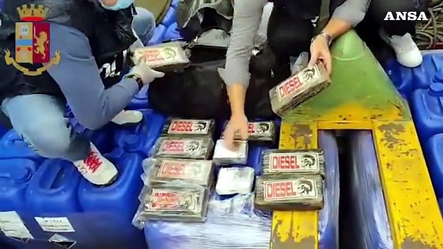 Cagliari, 20 chili di cocaina purissima nascosta in un tir: due arresti