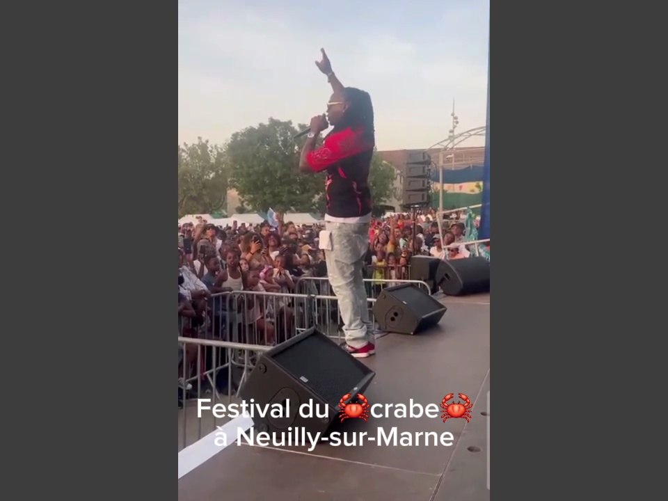 ADMIRAL T à la fête du crabe à Neuilly sur Marne France