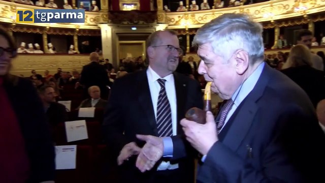 ALMA HA CELEBRATO AL REGIO CON GERRY SCOTTI I 20 ANNI E PREMIATO 23 NUOVI MAESTRI | ALMA HA CELEBRATO AL REGIO CON GERRY SCOTTI I 20 ANNI E PREMIATO 23 NUOVI MAESTRI