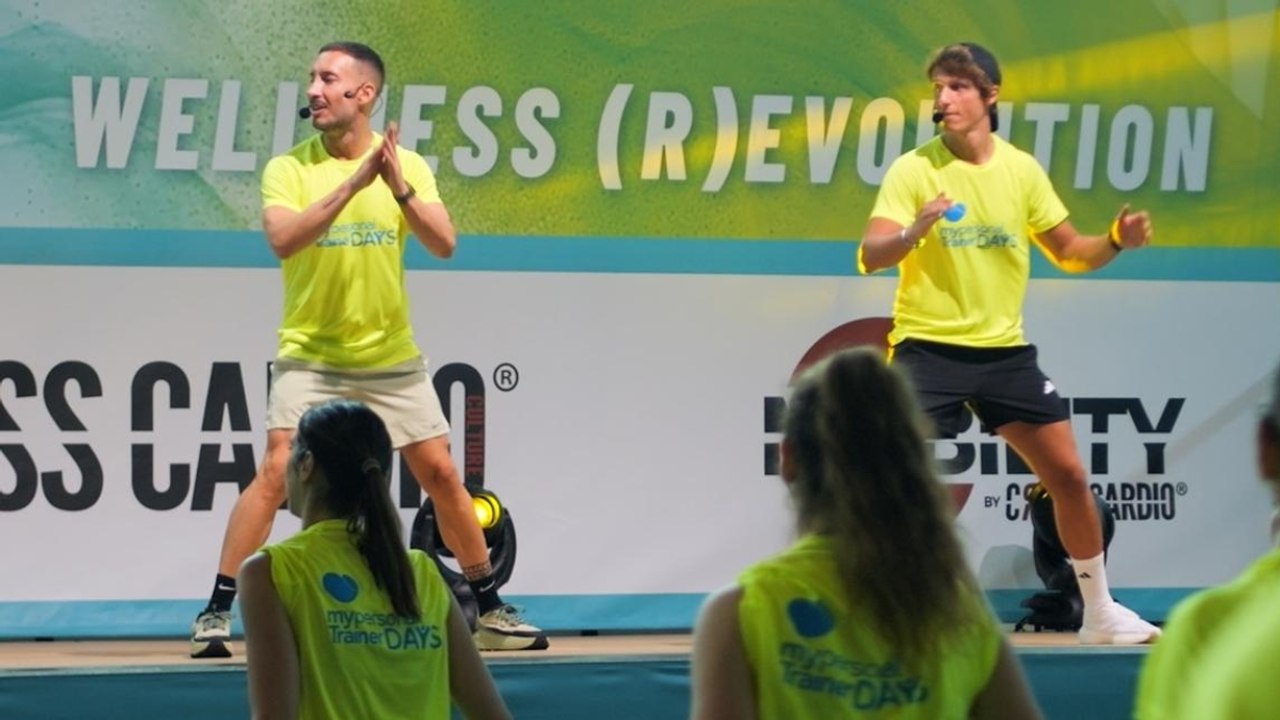 L'assalto a Rimini Wellness: tra fitness, sessioni militari e consigli per perdere la pancia prima dell'estate