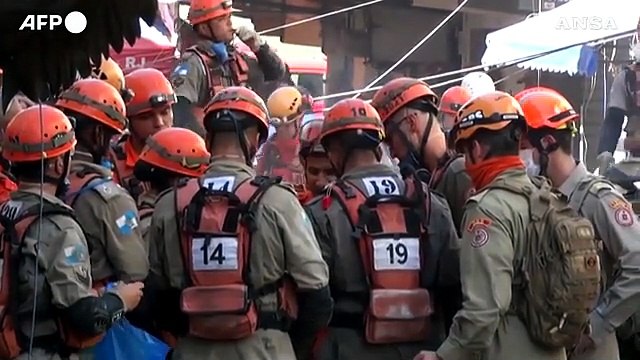 Rio de Janeiro, crollo di un edificio: tra i due morti c'e' un bambino
