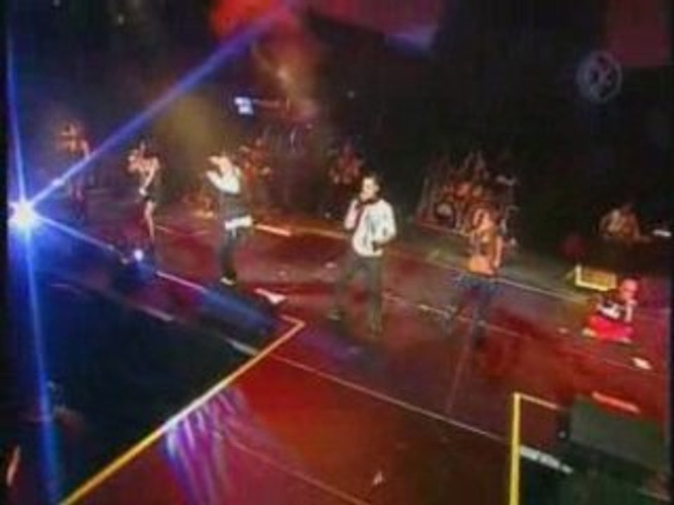 03_rbd_este_corazon_concierto_houston__especial_usa_