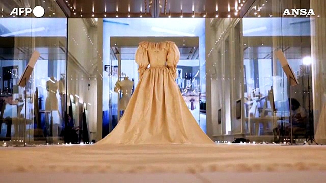 Lady D, l'iconico abito da sposa di Diana protagonista di una mostra a Kensington Palace