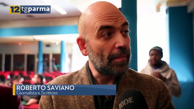 LA SOLITUDINE , LECTIO DI ROBERTO SAVIANO AL MAGGIORE SUL TEMA ANZIANI | LA SOLITUDINE , LECTIO DI ROBERTO SAVIANO AL MAGGIORE SUL TEMA ANZIANI