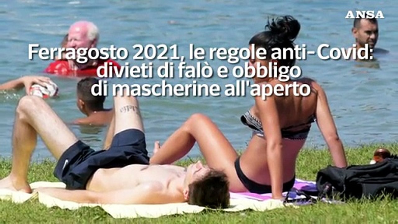 Ferragosto 2021, le regole anti-Covid: divieti di falo' e obbligo di mascherine all'aperto