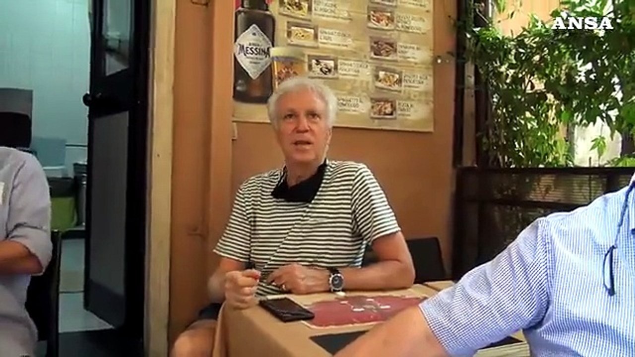 Il green pass fa discutere tra le vie del centro di Roma
