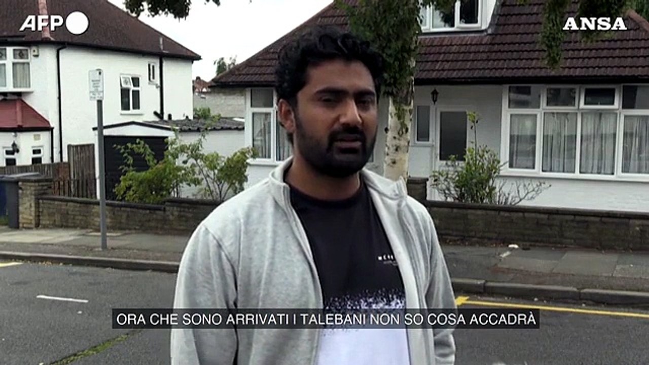 L'afghano residente a Londra: "Nel mio Paese non c'e' vita, se torno a casa mi uccidono"