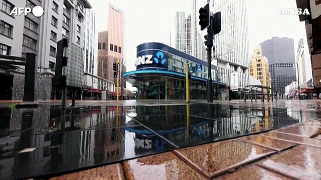 Nuova Zelanda in lockdown, strade deserte a Wellington dopo il primo caso di variante Delta