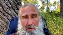 Надо ли стремиться видеть в людях святых (Should we strive to see saints in people?)