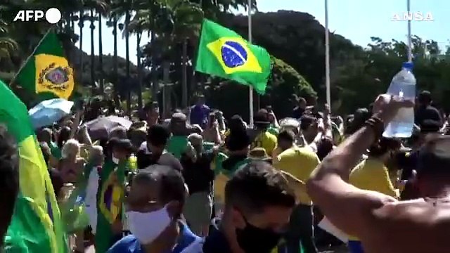 Fake news sulle elezioni, Bolsonaro finisce sotto inchiesta