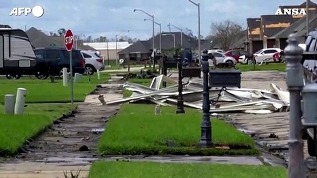 Usa: New Orleans al buio ma Ida non fa piu' paura