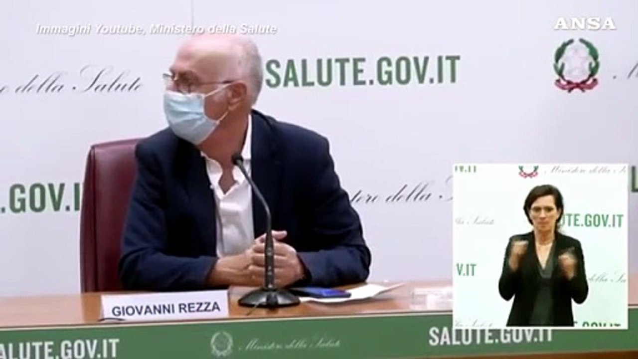 Covid, Gianni Rezza: "I dati sono buoni, grazie ai vaccini e a misure di buon senso"