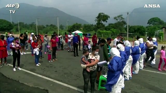 Coronavirus, migranti venezuelani costretti a lasciare la Colombia