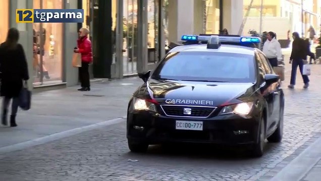 LADRO ACROBATA IN VIA CAVOUR: DENUNCIATO INSIEME AD UN COMPLICE | LADRO ACROBATA IN VIA CAVOUR: DENUNCIATO INSIEME AD UN COMPLICE