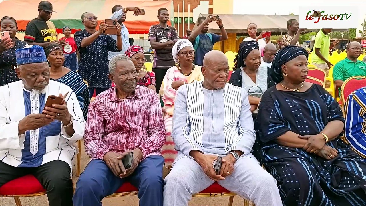Burkina/Culture : La 6ᵉ édition du FESCUSAN ouvre ses portes au palais de la  culture Jean-Pierre Guingané