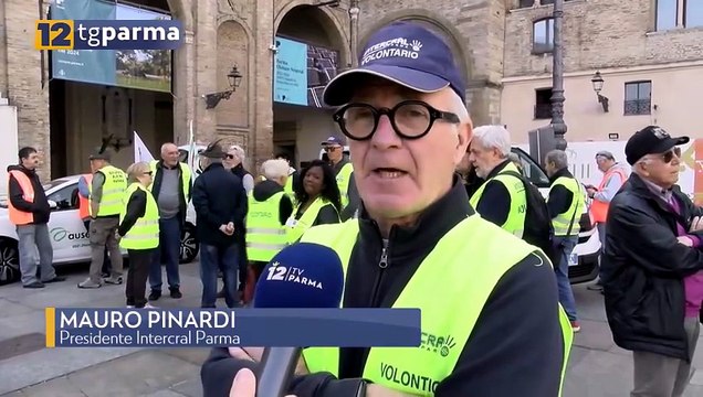 AUSER E INTERCRAL, DUE NUOVI MEZZI PER I TRASPORTI SOLIDALI | AUSER E INTERCRAL, DUE NUOVI MEZZI PER I TRASPORTI SOLIDALI