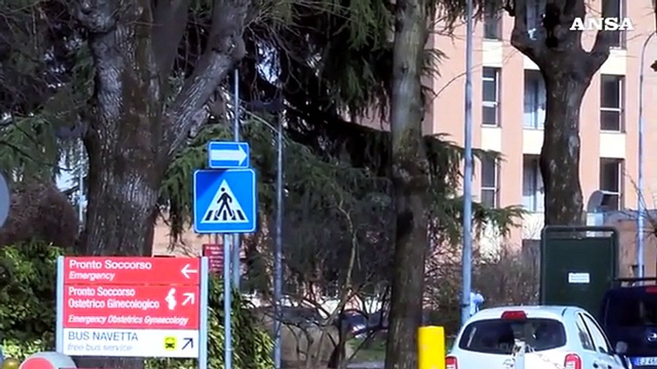 Virus divide Italia, Patuanelli 'riaprire per regioni'