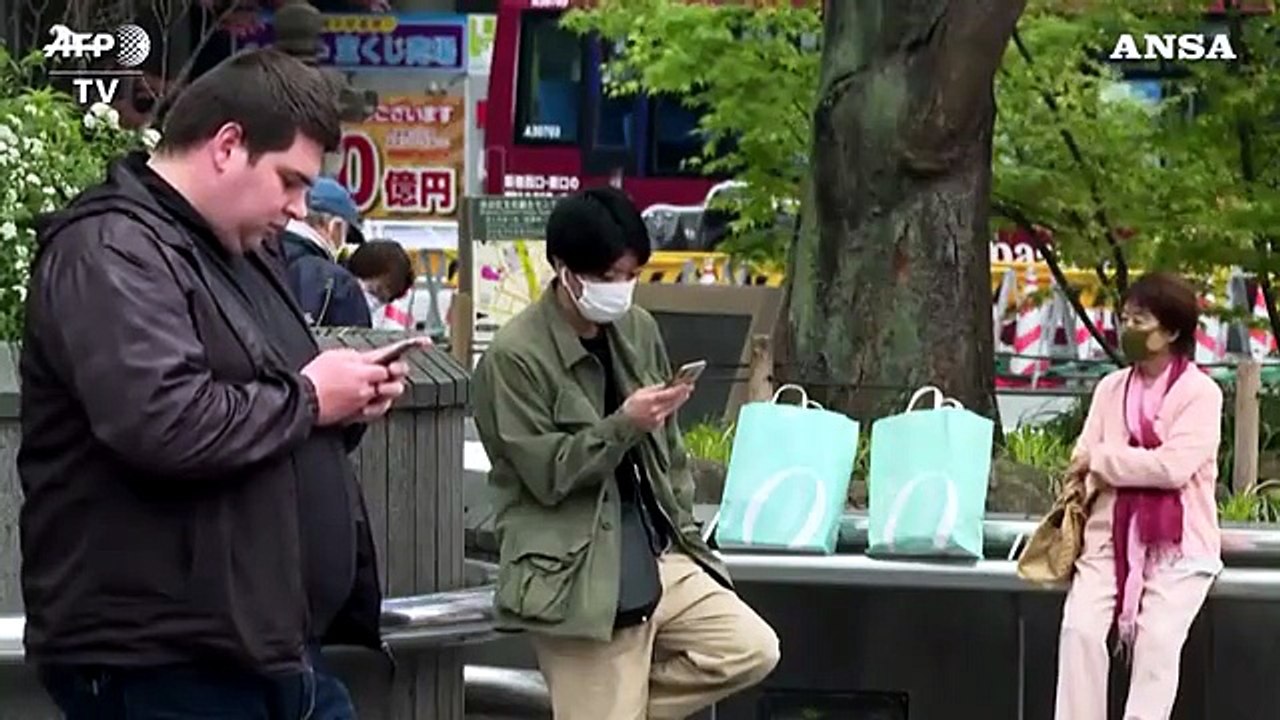 Coronavirus a Tokyo, a due settimane da stato d'emergenza: "E' deprimente"