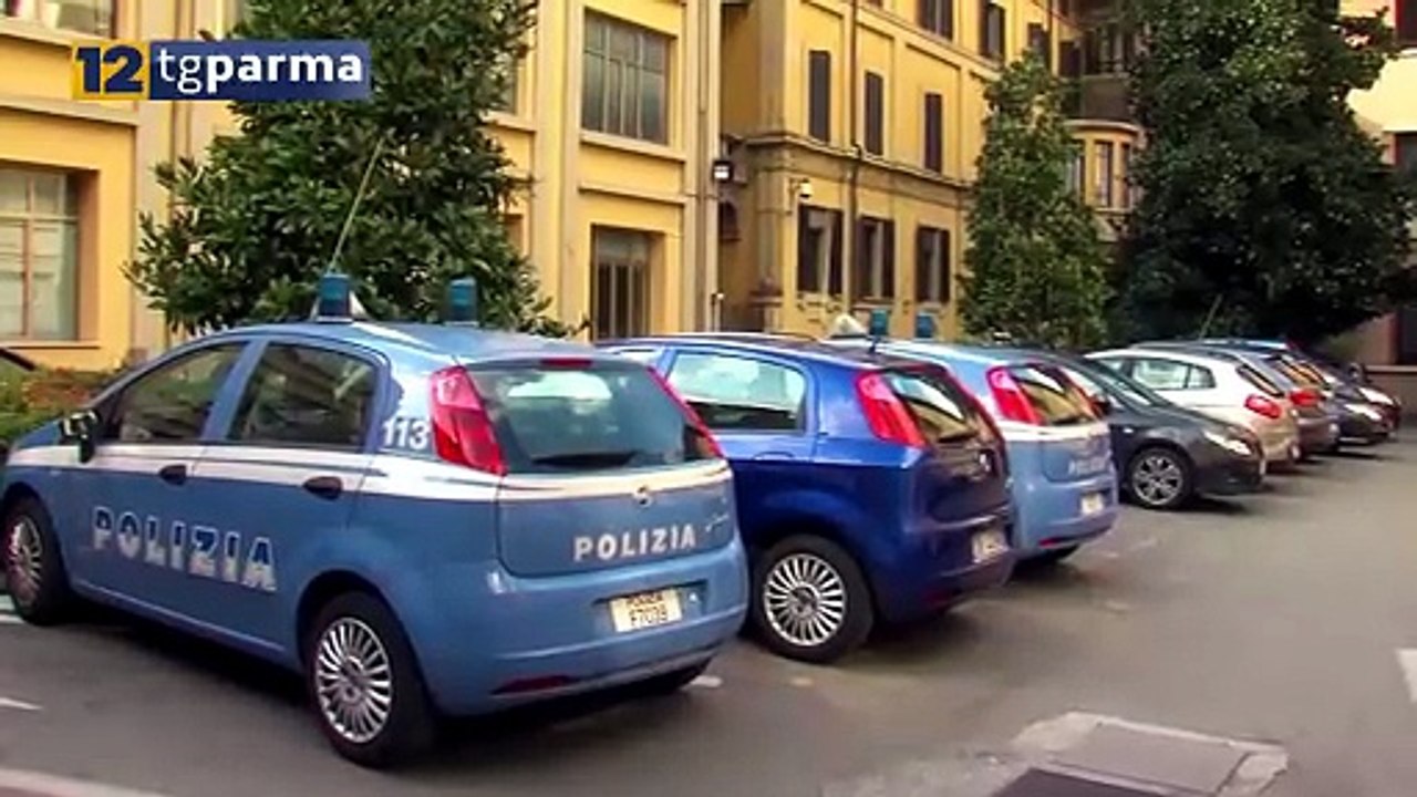 CALCIO IN FACCIA SUL BUS PER RUBARGLI IL CELLULARE: TUNISINO ARRESTATO | CALCIO IN FACCIA SUL BUS PER RUBARGLI IL CELLULARE: TUNISINO ARRESTATO