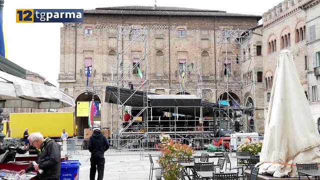 TUTTO PRONTO IN PIAZZA GARIBALDI PER IL CONCERTO DEL 25 APRILE | TUTTO PRONTO IN PIAZZA GARIBALDI PER IL CONCERTO DEL 25 APRILE