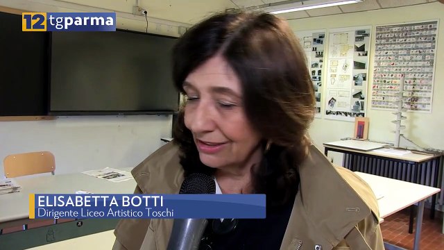 AULA VUOTA AL TOSCHI, STUDENTI A CASA DI ANNA AD ABBRACCIARE LA SUA FAMIGLIA | AULA VUOTA AL TOSCHI, STUDENTI A CASA DI ANNA AD ABBRACCIARE LA SUA FAMIGLIA