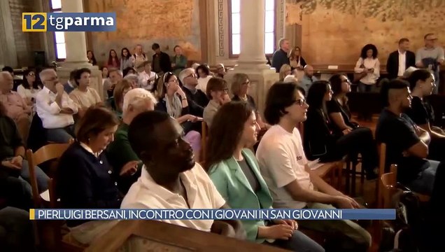 PIERLUIGI BERSANI, INCONTRO CON I GIOVANI IN SAN GIOVANNI | PIERLUIGI BERSANI, INCONTRO CON I GIOVANI IN SAN GIOVANNI