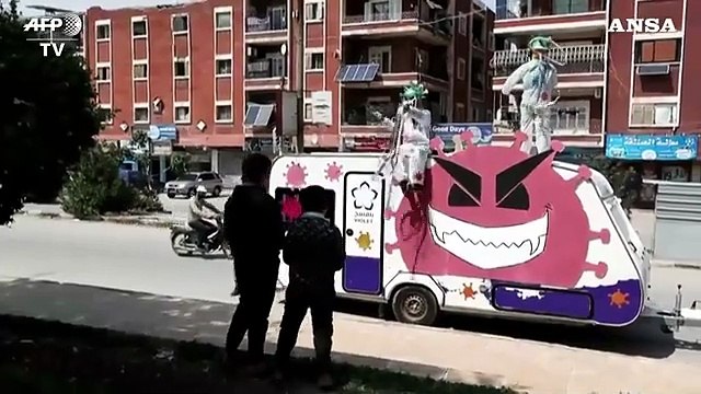 Coronavirus, in Siria il camper decorato per sensibilizzare i cittadini