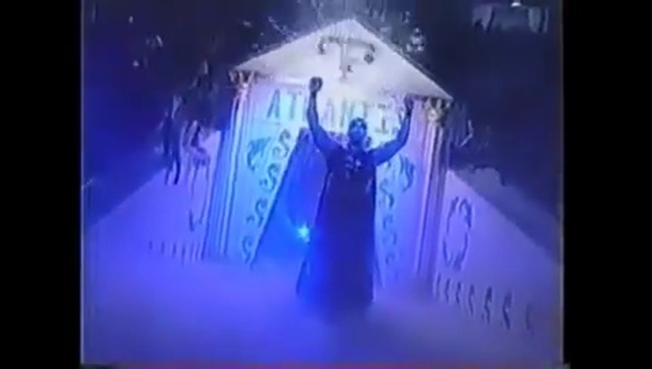 [CMLL] Atlantis vs. Villano III (3/17/2000)