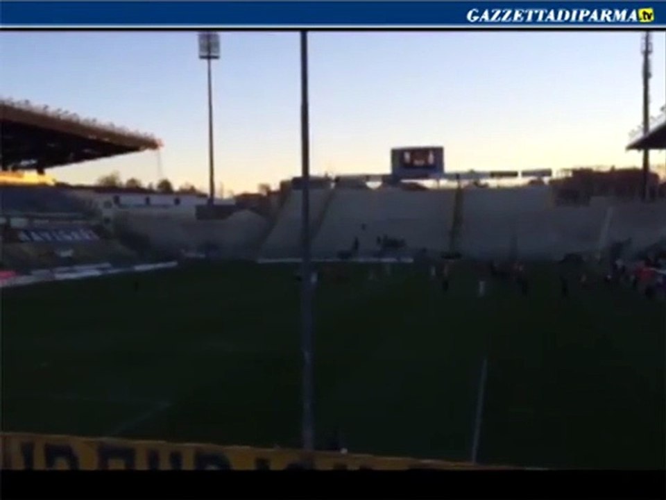 fischi all'arbitro
