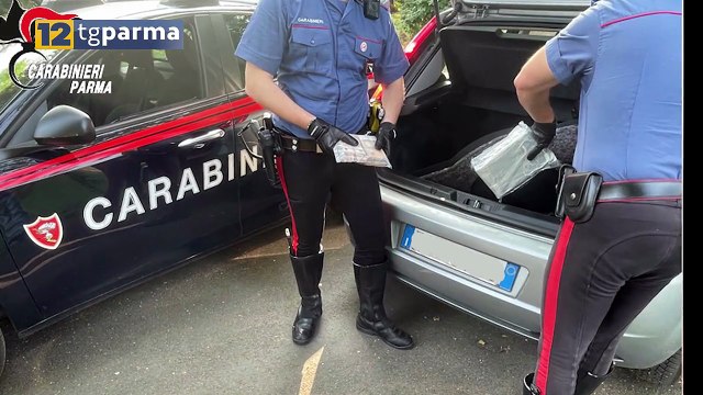 OLTRE UN CHILO DI COCAINA IN AUTO: DUE ARRESTI DEI CARABINIERI | OLTRE UN CHILO DI COCAINA IN AUTO: DUE ARRESTI DEI CARABINIERI