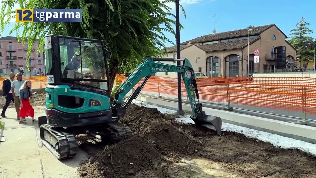 TORRILE: AL LAVORO PER MIGLIORARE GLI SPAZI SCOLASTICI E LE STRADE | TORRILE: AL LAVORO PER MIGLIORARE GLI SPAZI SCOLASTICI E LE STRADE