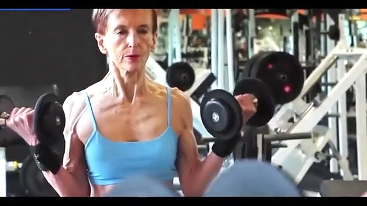 la 73enne australiana body builder