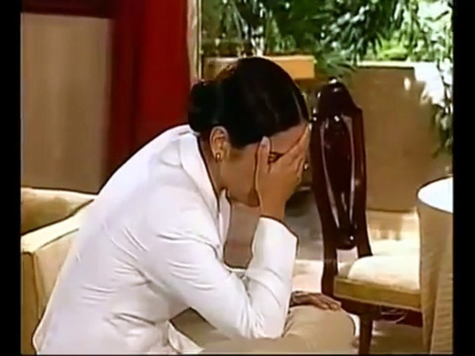 Novela Suave Veneno (1999) - Inês some com os diamantes de Valdomiro