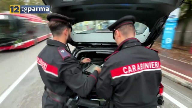 RUBA E POI AGGREDISCE LA TITOLARE DEL NEGOZIO, 19ENNE NEI GUAI | RUBA E POI AGGREDISCE LA TITOLARE DEL NEGOZIO, 19ENNE NEI GUAI
