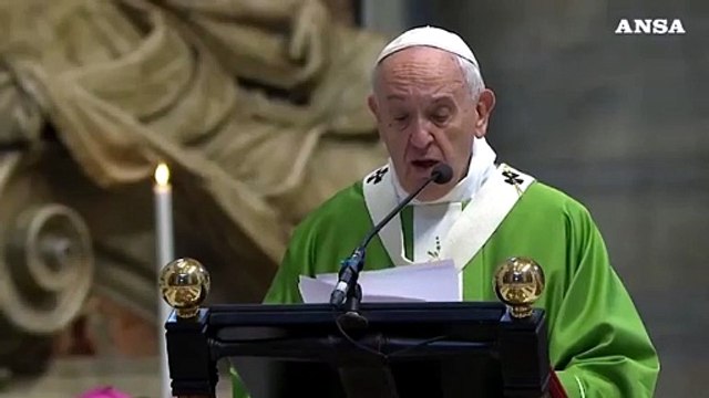 Il Papa celebra per i migranti: 'Per Dio nessuno e' straniero'