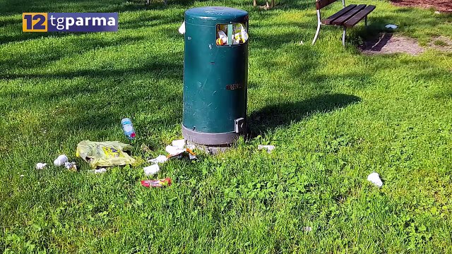 PARCO FERRARI: DEGRADO, RIFIUTI E DANNI DOPO LE FESTE | PARCO FERRARI: DEGRADO, RIFIUTI E DANNI DOPO LE FESTE