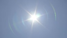 주말, 강원 동해안 33℃ 안팎 치솟아...내일도 '여름 더위' / YTN