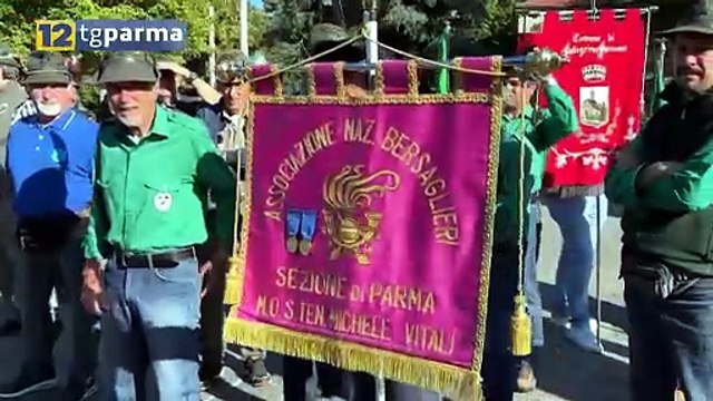 ALPINI, SFILATA PER LE VIE DEL CENTRO FRA MEMORIA E MESSAGGI DI PACE | ALPINI, SFILATA PER LE VIE DEL CENTRO FRA MEMORIA E MESSAGGI DI PACE