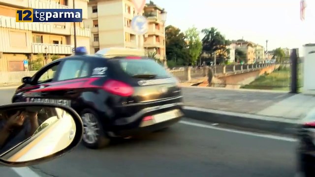 C'È UN CADAVERE NEL CASSONETTO : FALSO ALLARME MA 30ENNE ARRESTATO | C'È UN CADAVERE NEL CASSONETTO : FALSO ALLARME MA 30ENNE ARRESTATO
