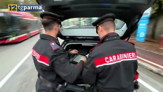 RUBA E POI AGGREDISCE LA TITOLARE DEL NEGOZIO, 19ENNE NEI GUAI | RUBA E POI AGGREDISCE LA TITOLARE DEL NEGOZIO, 19ENNE NEI GUAI