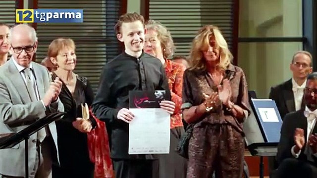 TOSCANINI COMPETITION: IL MIGLIOR DIRETTORE D'ORCHESTRA È STEPAN ARMASAR | TOSCANINI COMPETITION: IL MIGLIOR DIRETTORE D'ORCHESTRA È STEPAN ARMASAR
