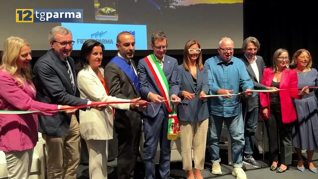 FIERE DI PARMA, INAUGURATO IL SALONE DEL CAMPER: NUMERI DA RECORD | FIERE DI PARMA, INAUGURATO IL SALONE DEL CAMPER: NUMERI DA RECORD
