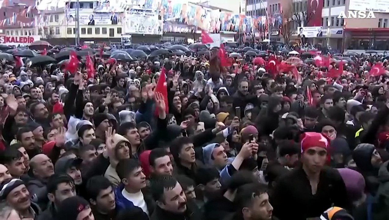 Crisi e disoccupati, il voto e' un referendum su Erdogan
