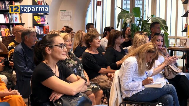 MALDITERRA , IL LIBRO DI ROBERTO LONGONI PRESENTATO ALLA FELTRINELLI | MALDITERRA , IL LIBRO DI ROBERTO LONGONI PRESENTATO ALLA FELTRINELLI